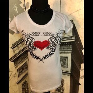 Fun tie-shirt by Crazy Daisy.